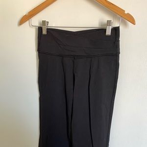 Lululemon yoga pants